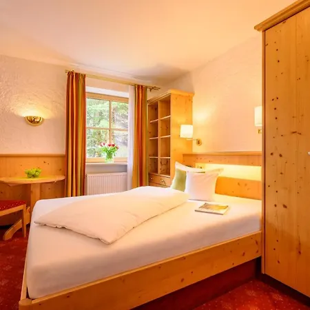 Отель Weinklause